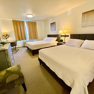 Queen Room Two Queen Beds